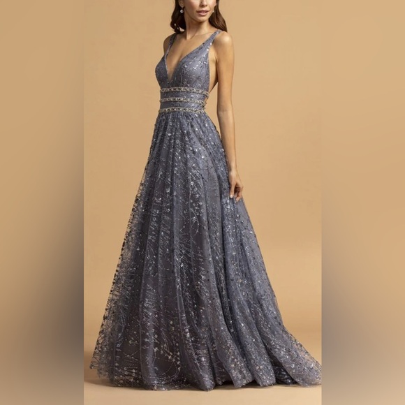 Women’s Formal Dress Size Small Aspeed A-Line Silver Beaded    Prom Gown NEW - Picture 11 of 13